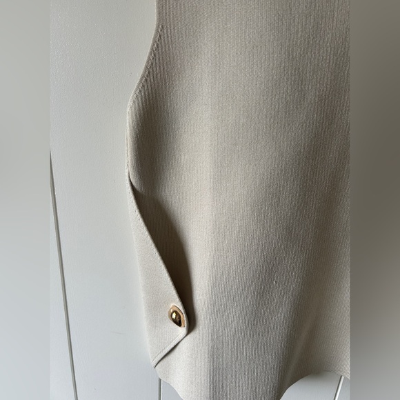 Zara Beige Knit Sweater - Picture 4 of 5